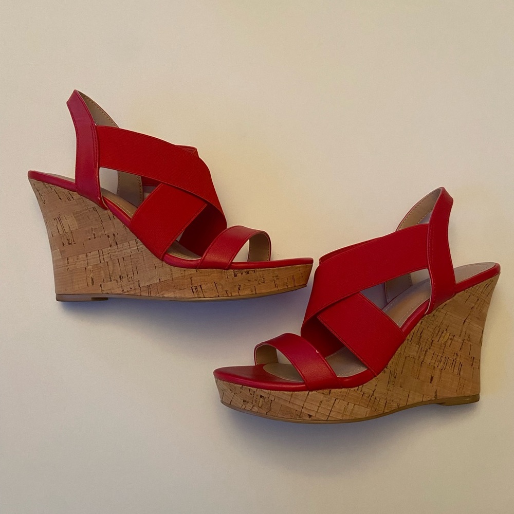 Charles David Wedge Heels